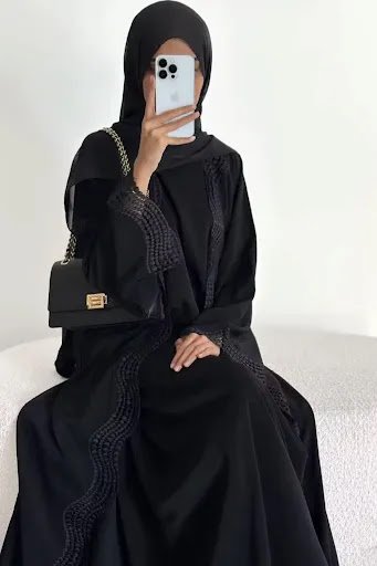 Modern 4-Piece Poka Abaya (PC: 001)